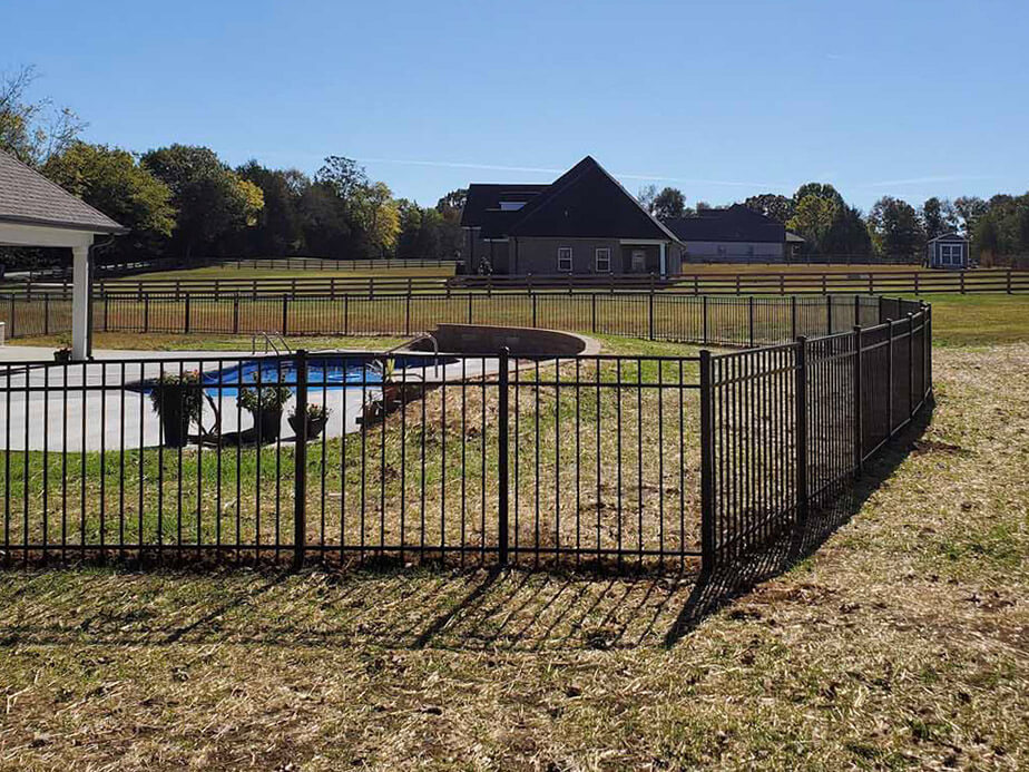 Aluminum Pool Fence Contractor in Middle Tennessee