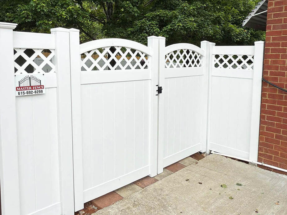 Vinyl Pool Fence Contractor in Middle Tennessee