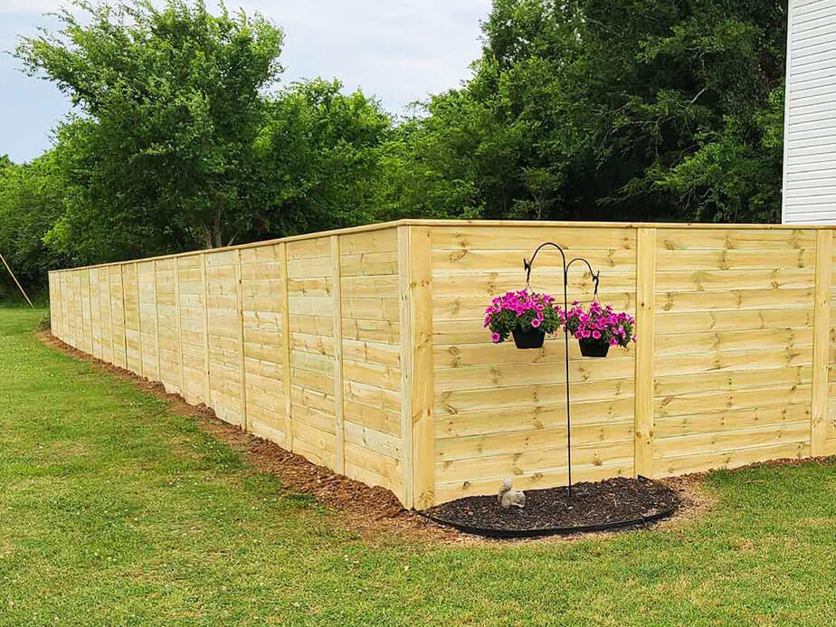 Wood Fence Contractor in Middle Tennessee